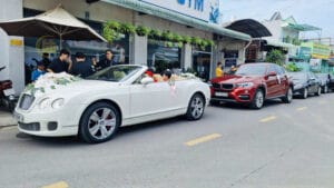 tư vấn thuê xe cưới